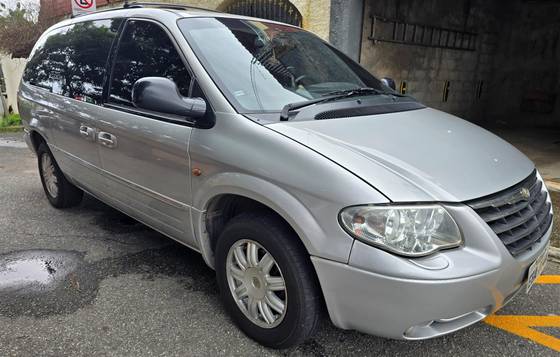 CHRYSLER CARAVAN 3.3 LX 4X2 V6 12V GASOLINA 4P AUTOMÁTICO CHRYSLER CARAVAN 3.3 LX 4X2 V6 12V GASOLINA 4P AUTOMÁTICO